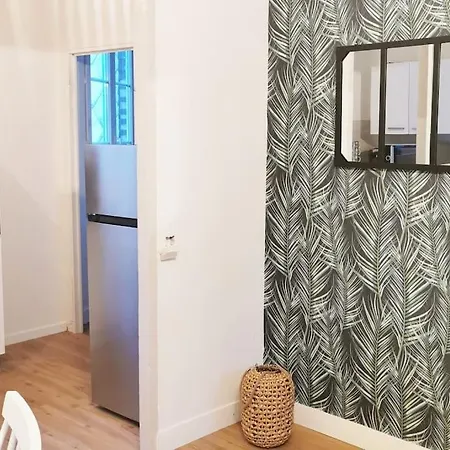 Une Orchidee A Apartment *